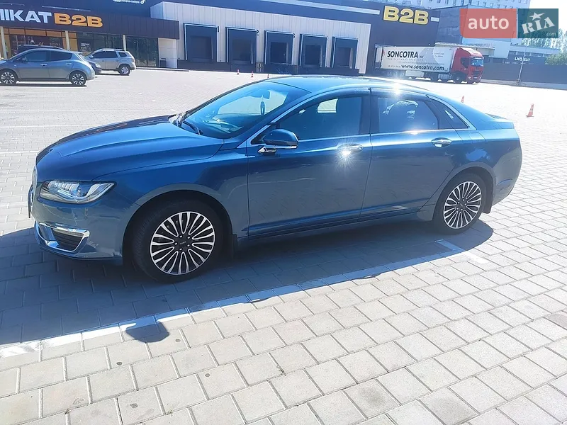 Lincoln MKZ 2019