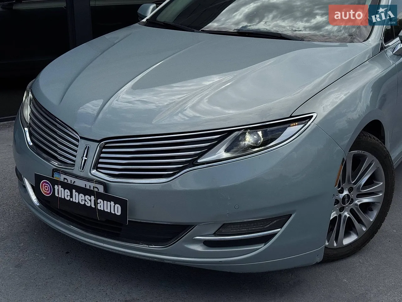 2013 Lincoln MKZ - мініатюра 2