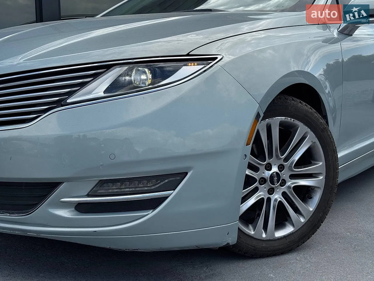 2013 Lincoln MKZ - мініатюра 3