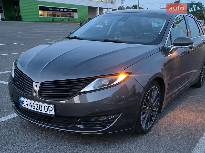 Lincoln MKZ 2014