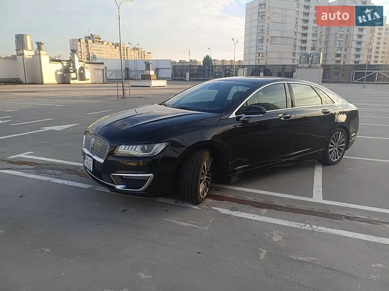 Lincoln MKZ 2019