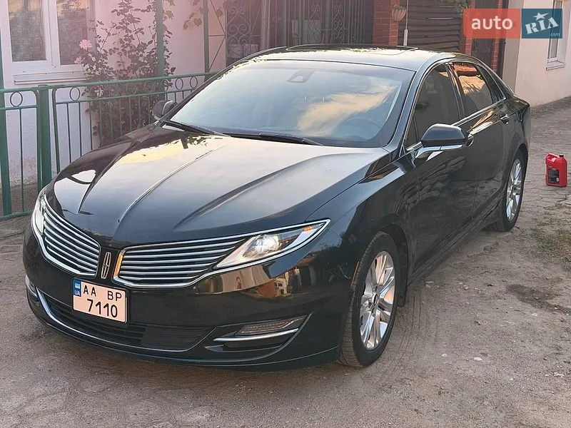 Lincoln MKZ 2014