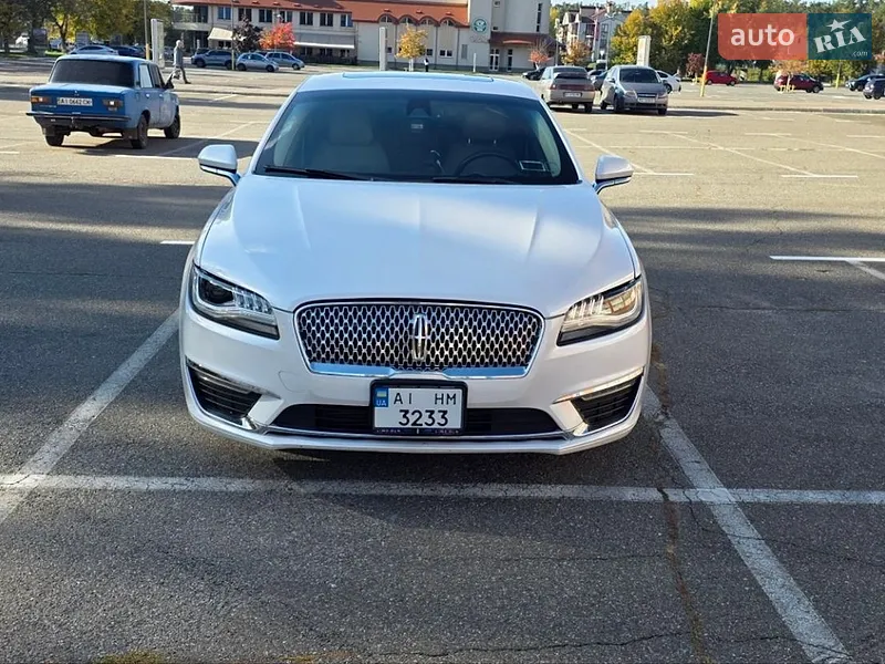 Lincoln MKZ