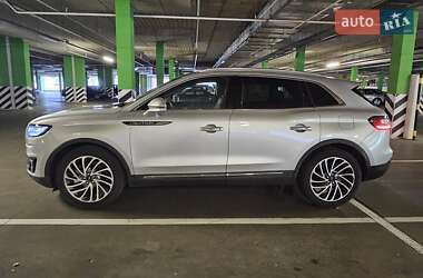 Lincoln Nautilus  2019