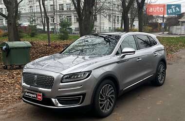 Lincoln Nautilus  2020