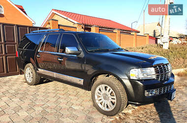 Lincoln Navigator  2012