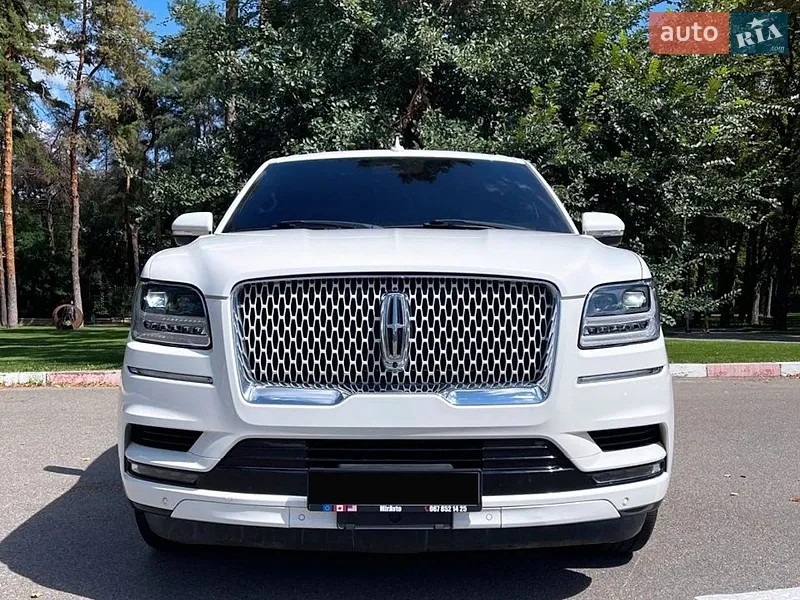 Lincoln Navigator