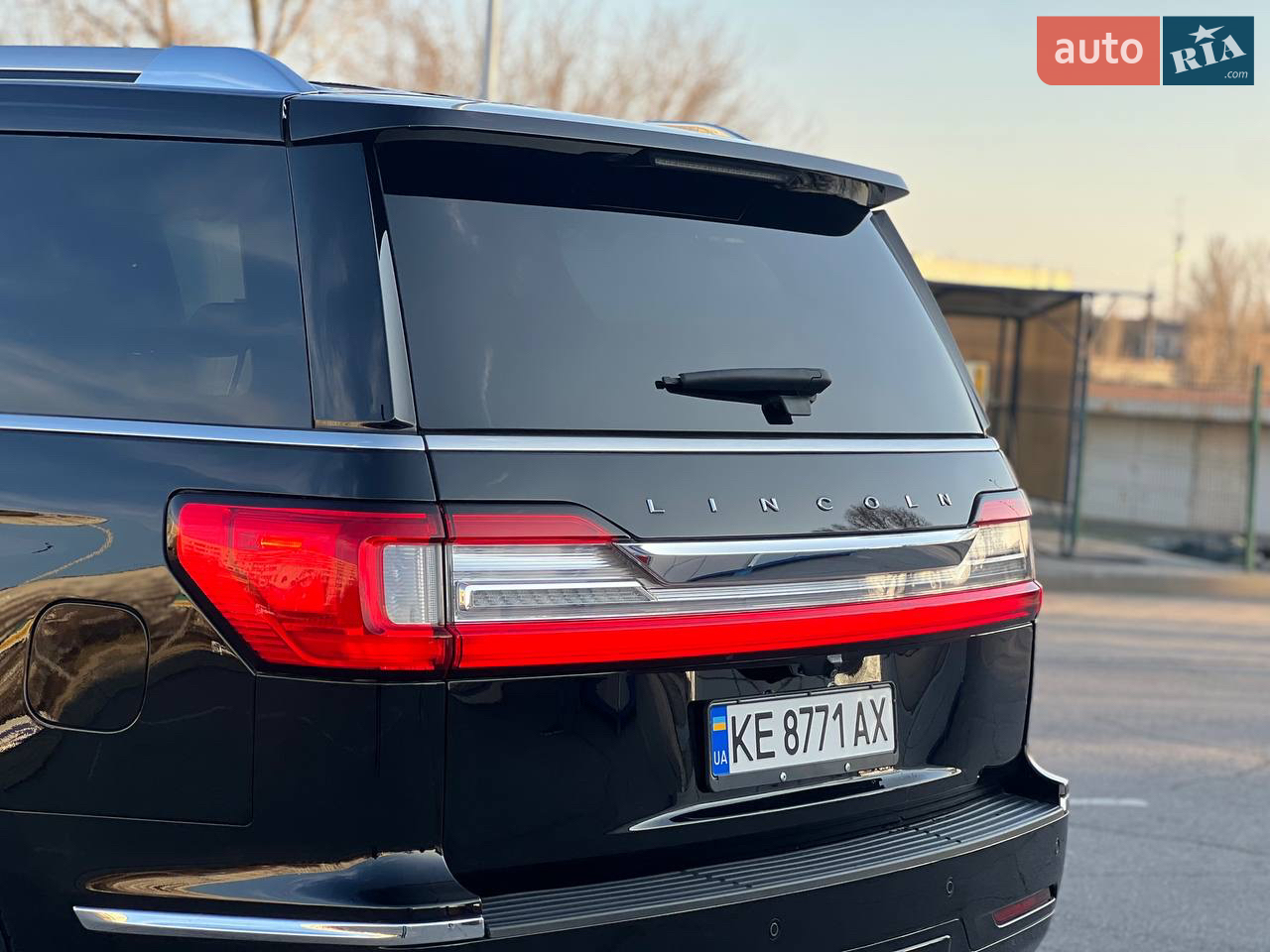 2019 Lincoln Navigator - мініатюра 3