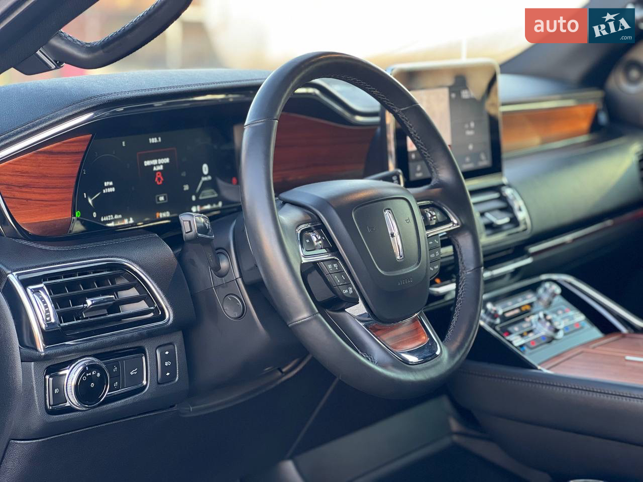 2019 Lincoln Navigator - мініатюра 4