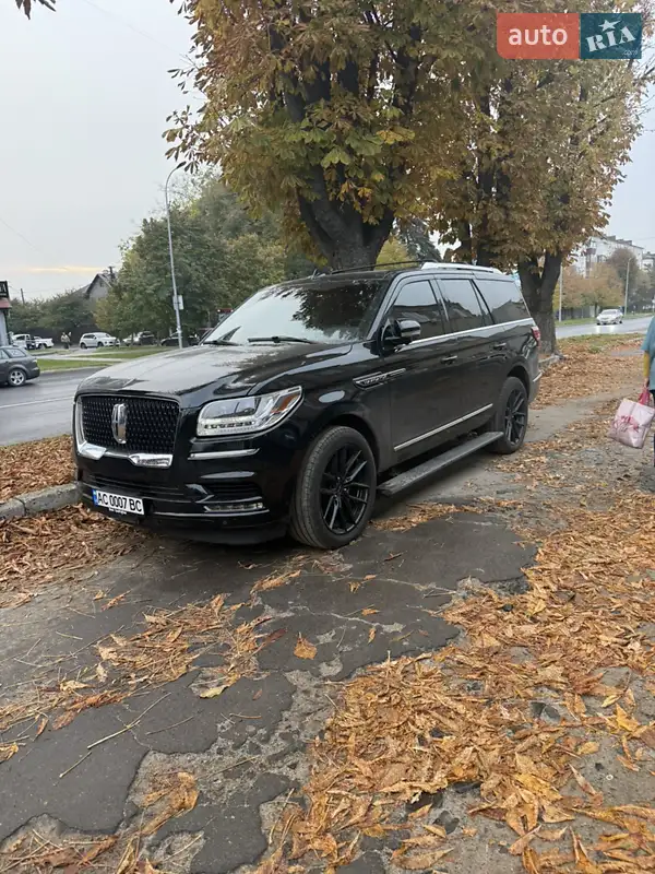 Lincoln Navigator
