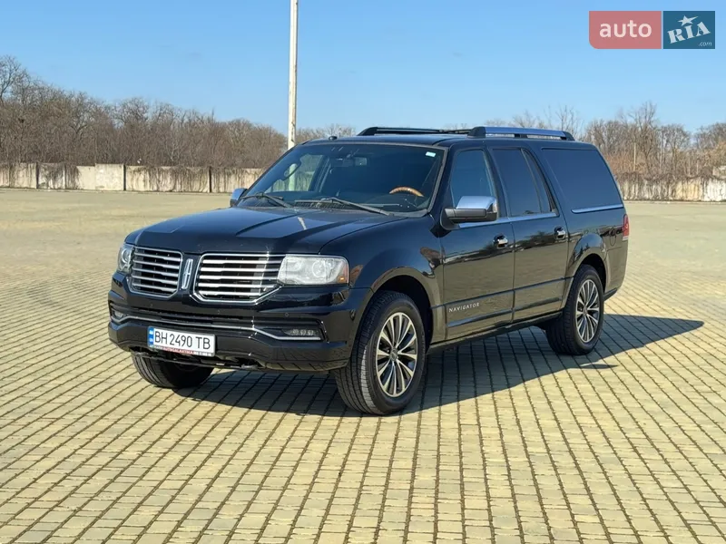 Lincoln Navigator