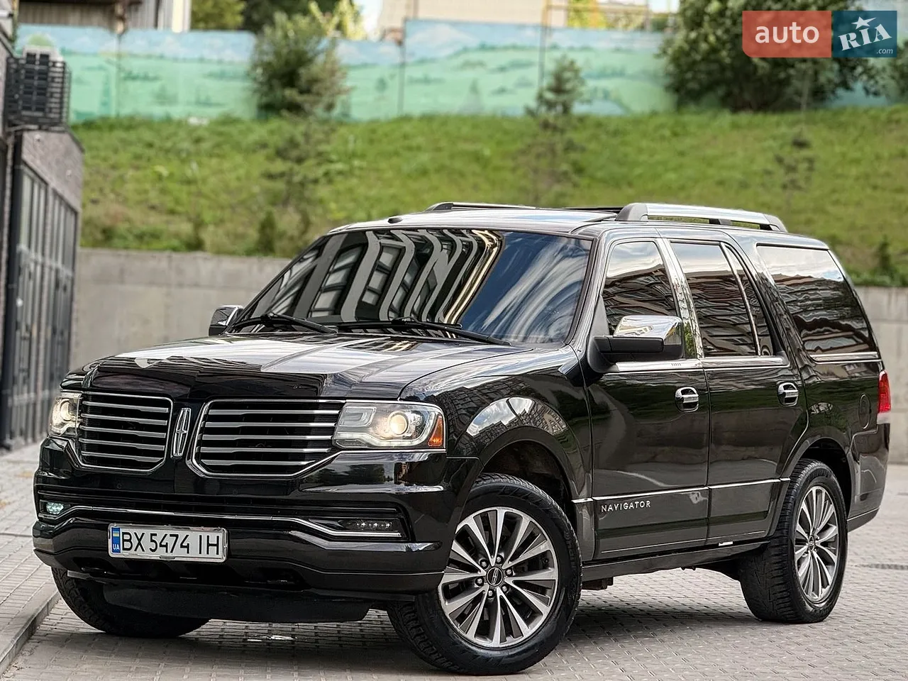 2014 Lincoln Navigator - мініатюра 3