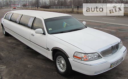 Lincoln Town Car 1999 года