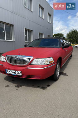 Lincoln Town Car 2001