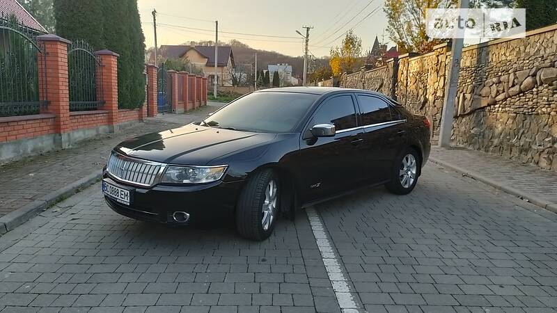 Легковые Lincoln Zephyr