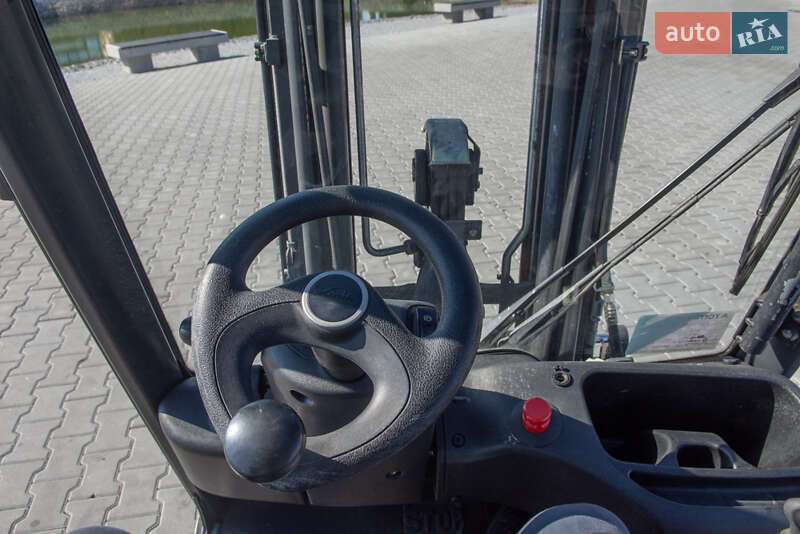 Вилочный погрузчик Linde E16 2017 в Житомире