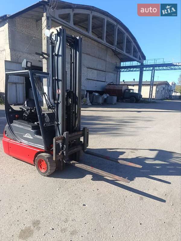 Вилочний навантажувач Linde E16C