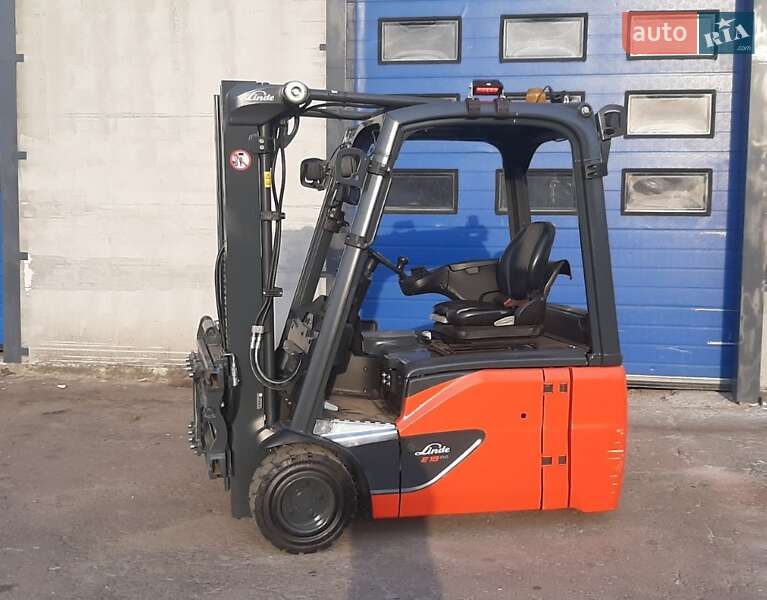 Вилочний навантажувач Linde E