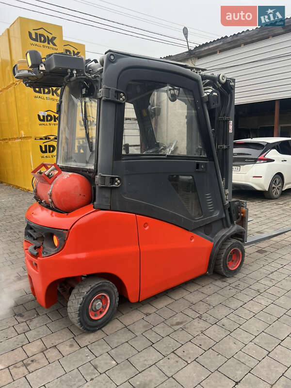 Вилочний навантажувач Linde H20T