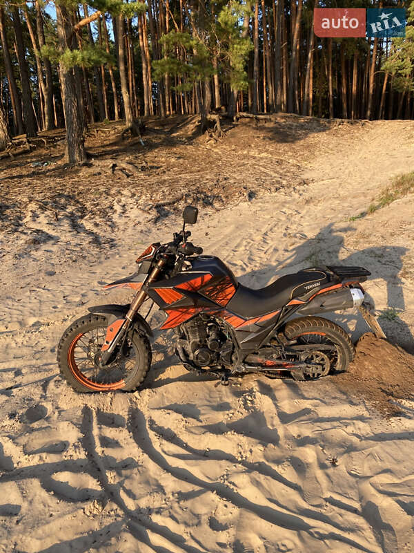 Мотоцикл Многоцелевой (All-round) Loncin 250