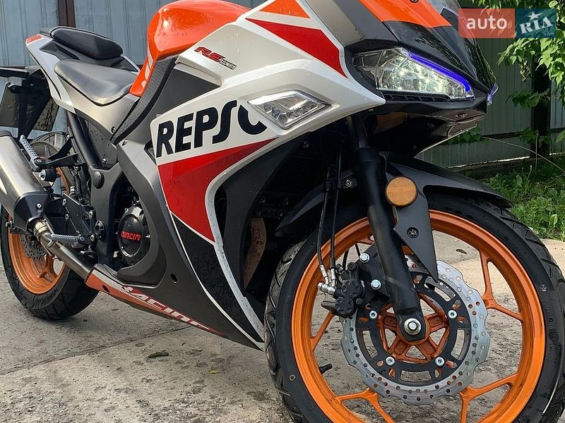 Спортбайк Loncin 250