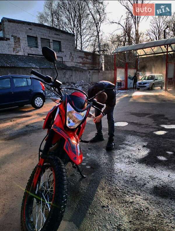 Мотоцикл Внедорожный (Enduro) Loncin LX 200-GY3