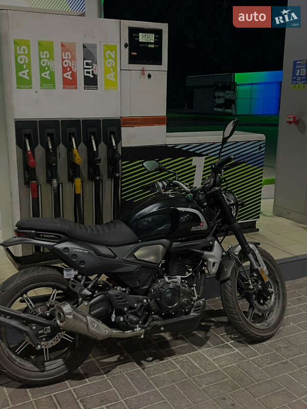 Loncin LX 250-12C
