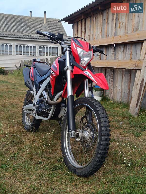 Мото Loncin LX 250GY-3