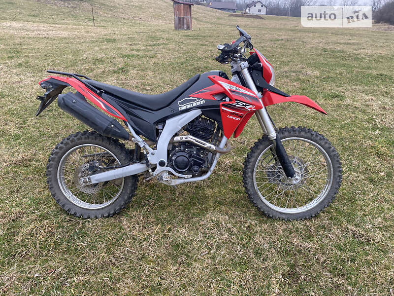 Мотоцикл Классік Loncin LX 250GY-3