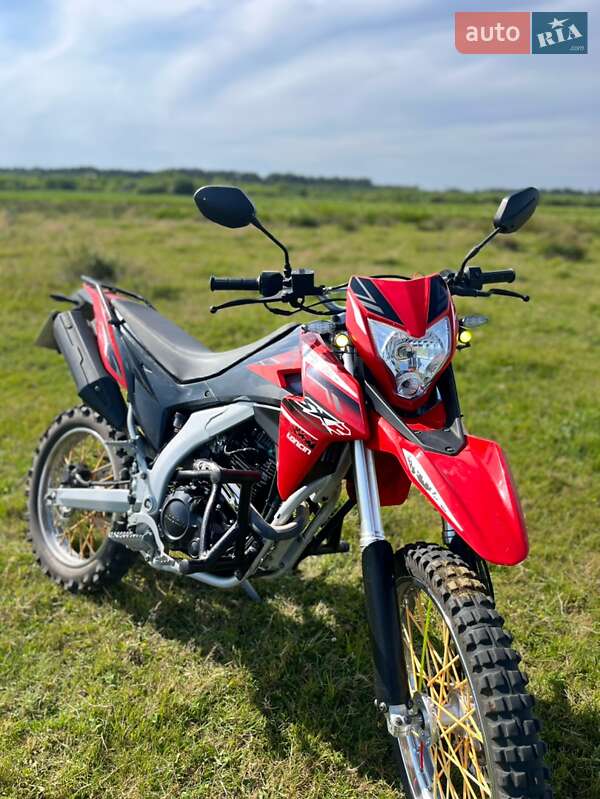 Мотоцикл Багатоцільовий (All-round) Loncin LX 250GY-3