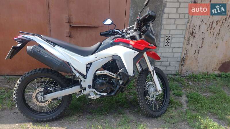Мотоцикл Многоцелевой (All-round) Loncin LX 250GY-3G