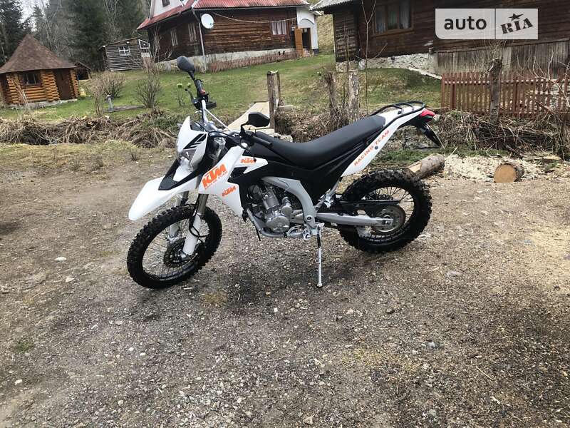 Вантажні моторолери, мотоцикли, скутери, мопеди Loncin LX 300GY