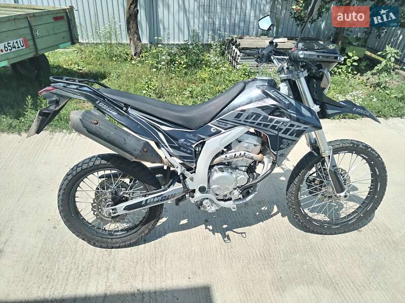 Мотоцикл Спорт-туризм Loncin LX 300GY