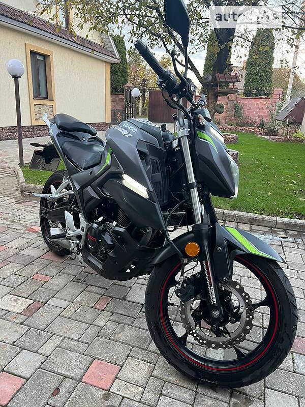 Мотоцикл Классік Loncin LX250-15 CR4