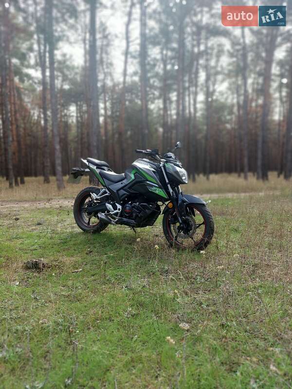 Мопеды Loncin LX250-15 CR4