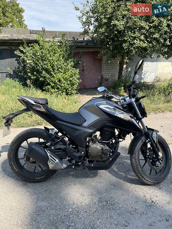 Мотоцикл Классик Loncin LX250-15D