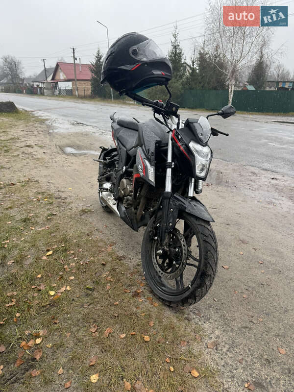 Мотоцикл Классік Loncin Voge