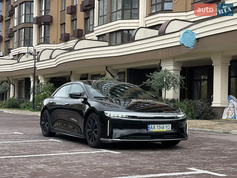 Lucid Air 2024