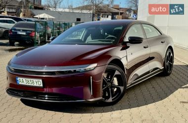 Lucid Air  2024