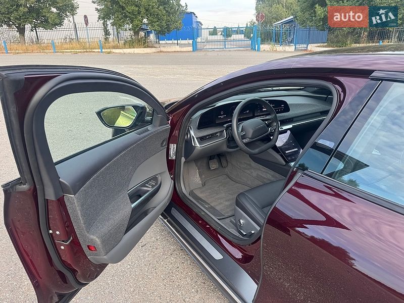 Седан Lucid Air 2023 в Старых Петровцах фото 12 Седан Lucid Air 2023 в Старых Петровцах