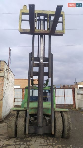 Львовский погрузчик 1111