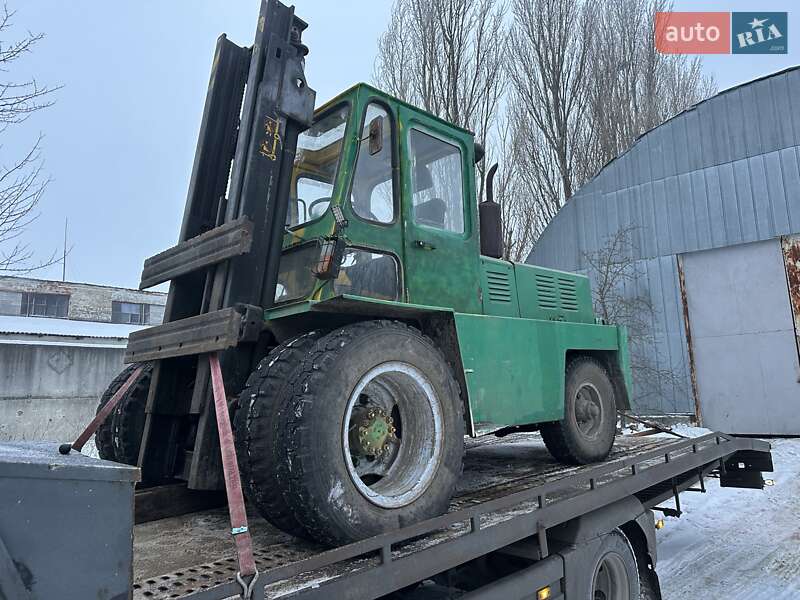 Львовский погрузчик 4075