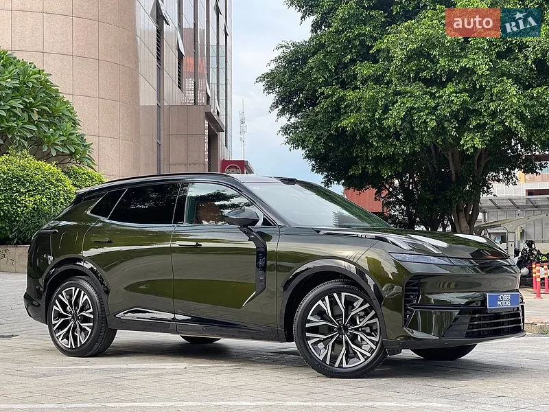 Lynk&Co 08 EM-P 2025