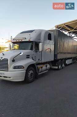 Тягач Mack Vision 2002 в Каменском