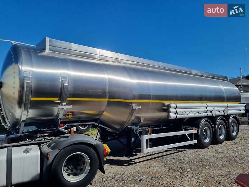 Цистерна полуприцеп Magyar Fuel Tank