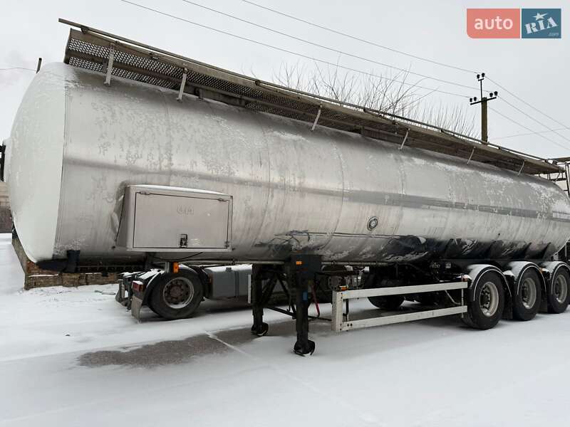 Цистерна полуприцеп Magyar SR34ER