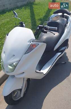 Цены Yamaha Majesty 250 Макси-скутер
