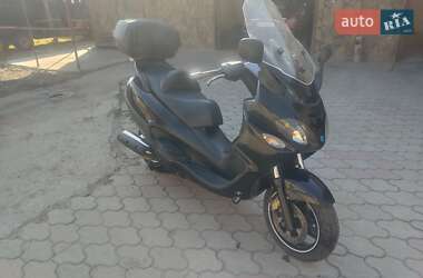 Ціни Piaggio Максі-скутер