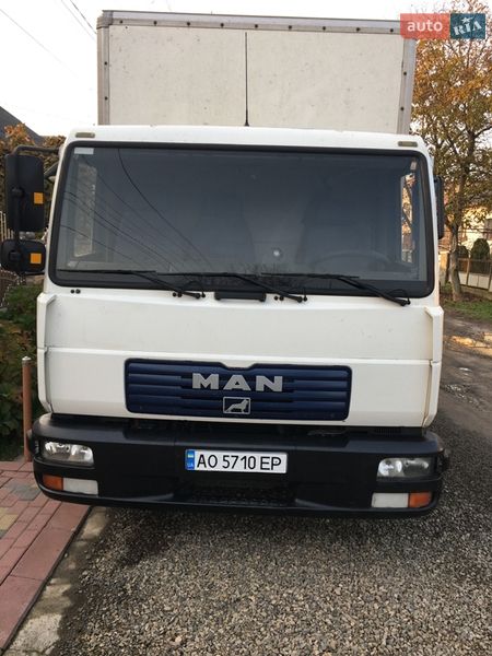 Грузовой фургон MAN 10.163