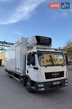MAN 12.220  2012
